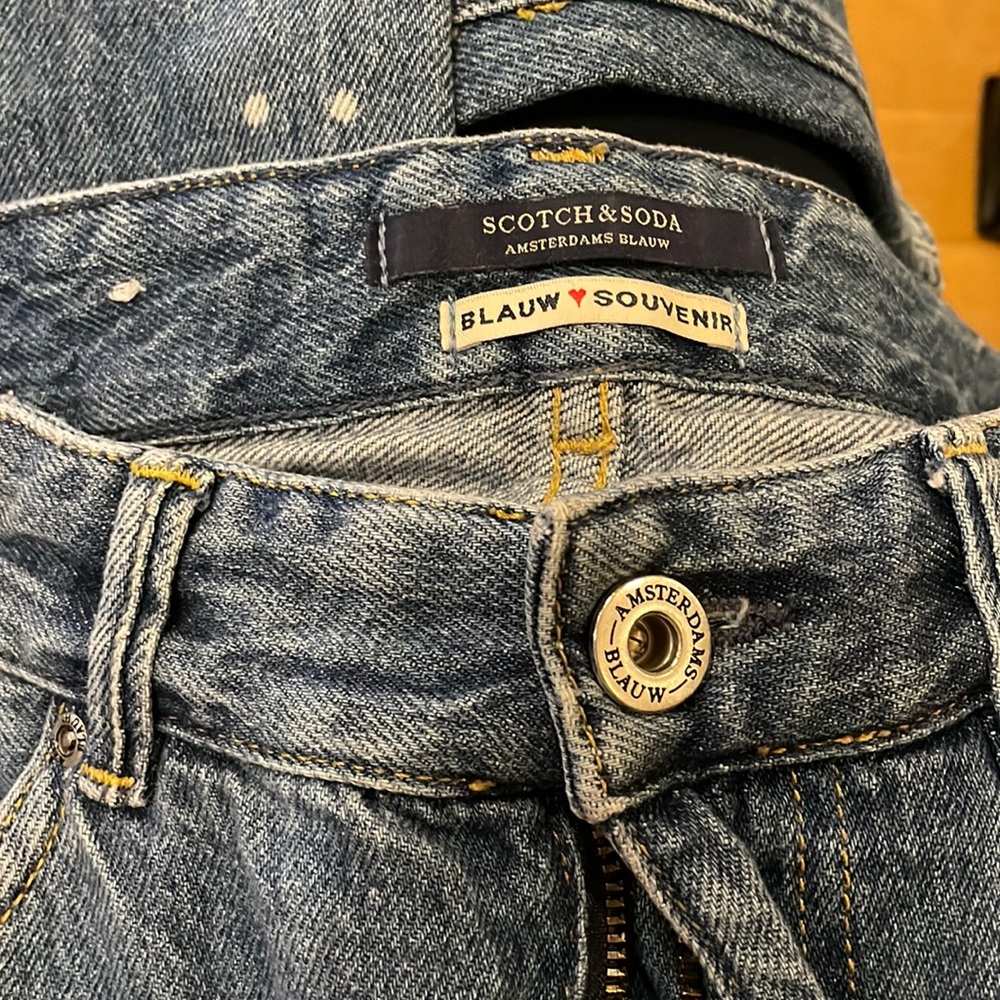 Scotch and Soda Low Rise Bandit Slim Tapered Leg Denim.